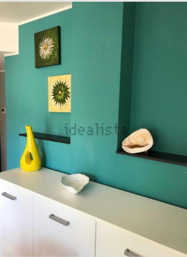 Casa Vacanze “Perla Del Circeo” Apartment ซาบาอูเดีย ภายนอก รูปภาพ