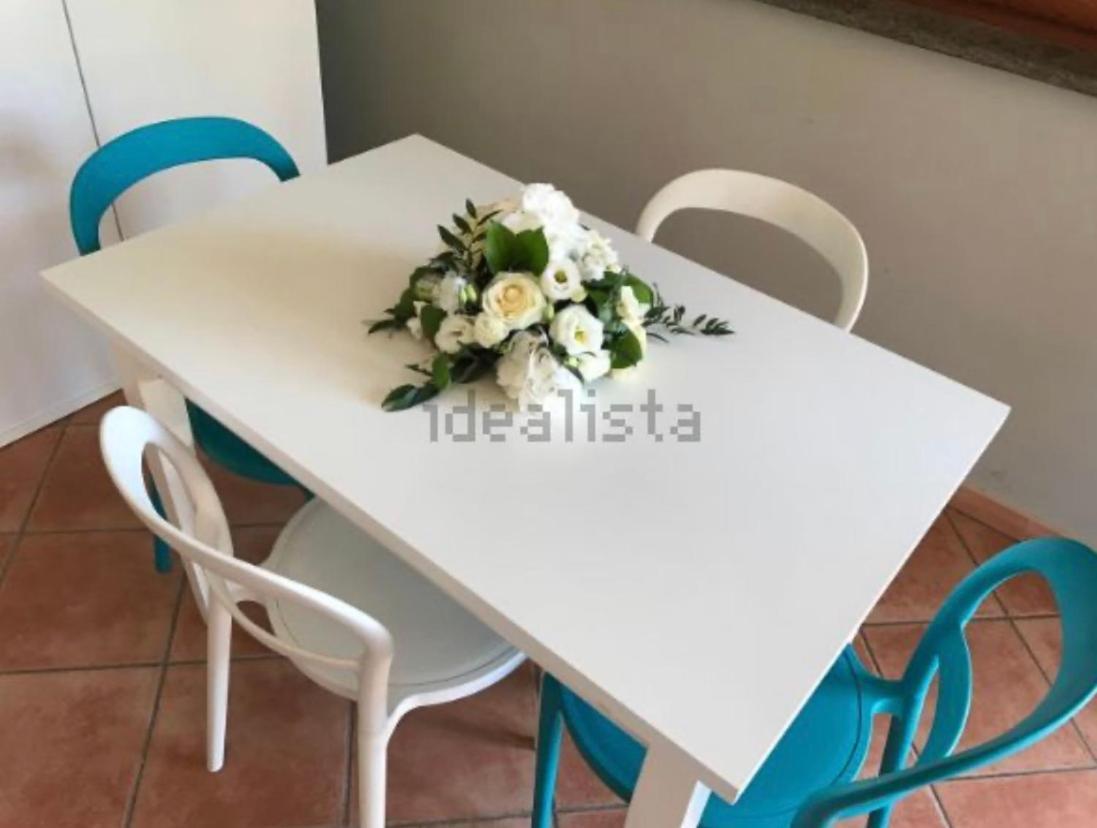 Casa Vacanze “Perla Del Circeo” Apartment ซาบาอูเดีย ภายนอก รูปภาพ